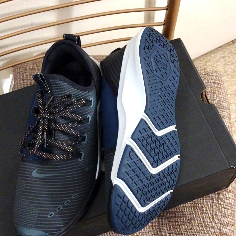 Nike Zoom Sneakers
